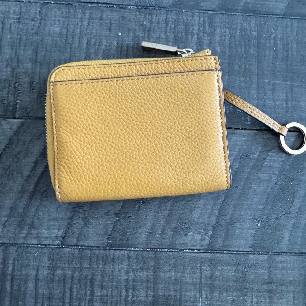 Tory Burch Mustard Leather Zip Wallet - Picture 4 of 11